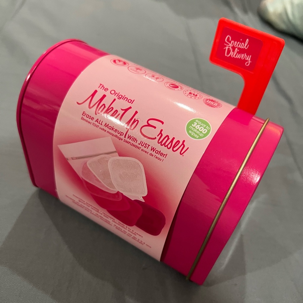 Makeup Eraser. Valentines Day 7 day kit